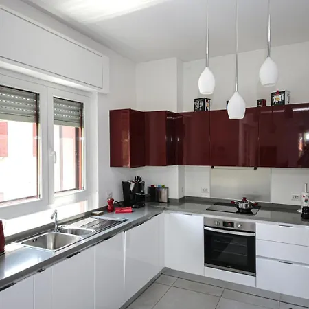 Il Cortiletto - Cozy Brand New Equipped Private Garden - Bbq *